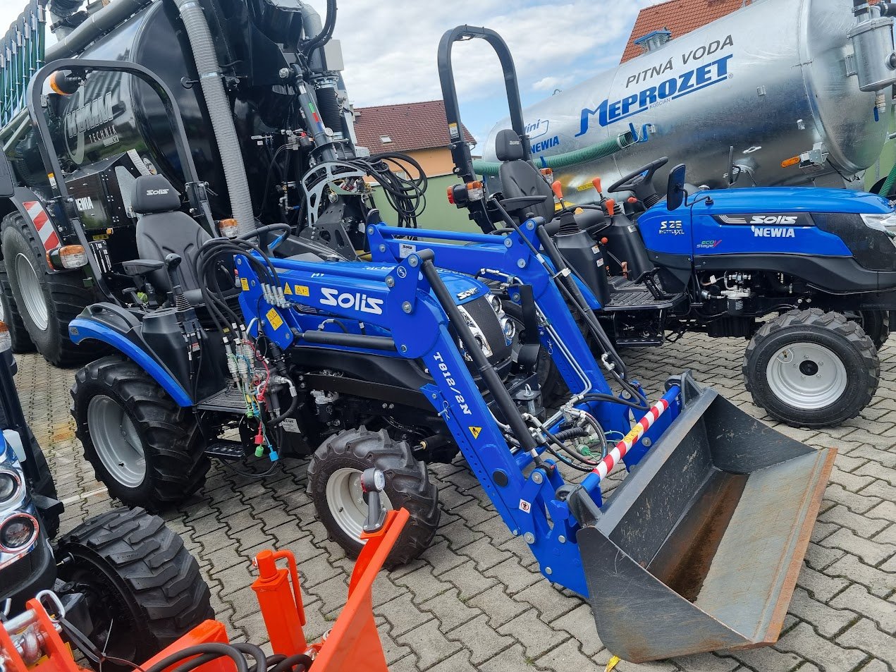 Traktor del tipo Solis 26 HST čelní nakladač, Neumaschine en Stankov (Imagen 1)