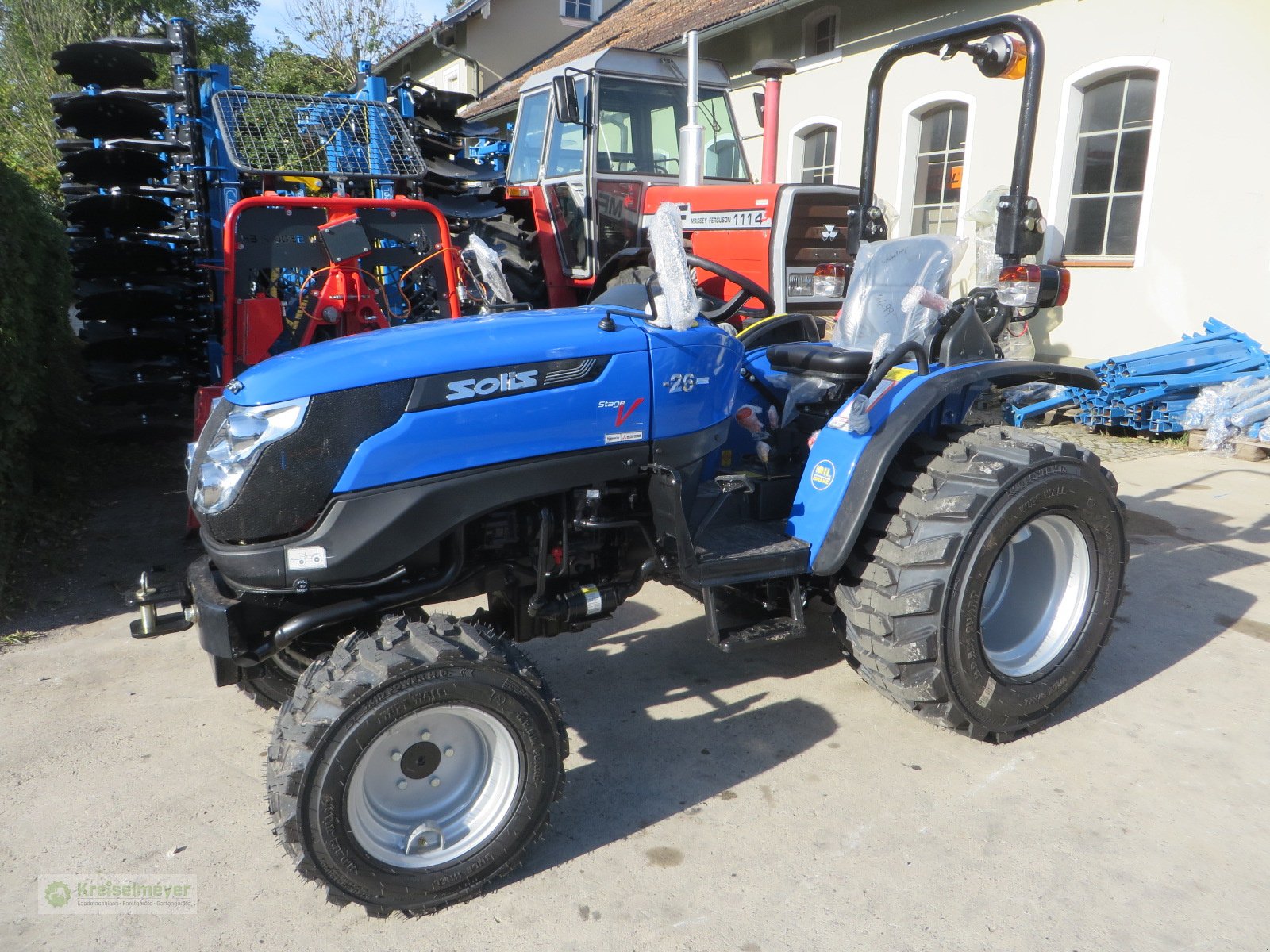 Traktor du type Solis 26 + Industriebereifung + Straßenzulassung + 3. Jahre Garantie, Neumaschine en Feuchtwangen (Photo 1)