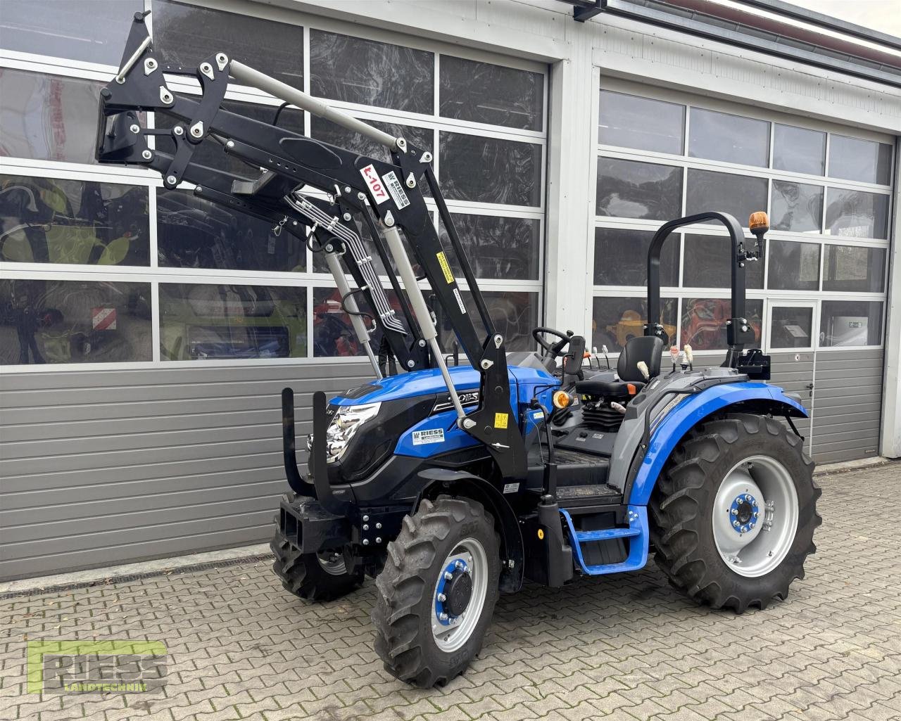 Traktor a típus Solis 50 Stage V ROPS Druckluftanlage, Neumaschine ekkor: Homberg (Ohm) - Maulbach (Kép 1)