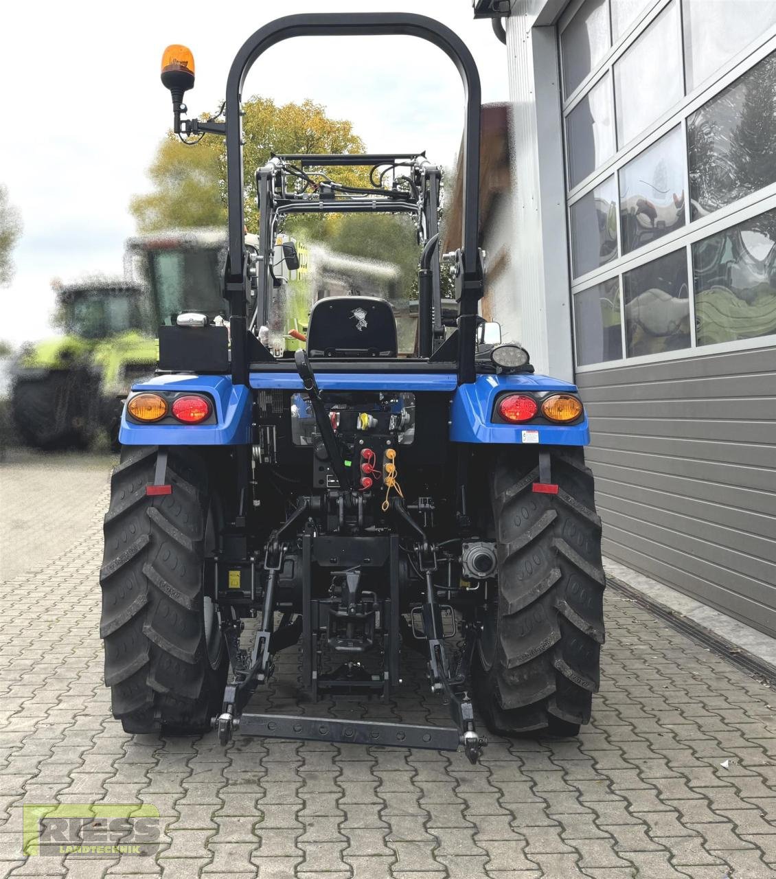 Traktor Türe ait Solis 50 Stage V ROPS Druckluftanlage, Neumaschine içinde Homberg (Ohm) - Maulbach (resim 2)