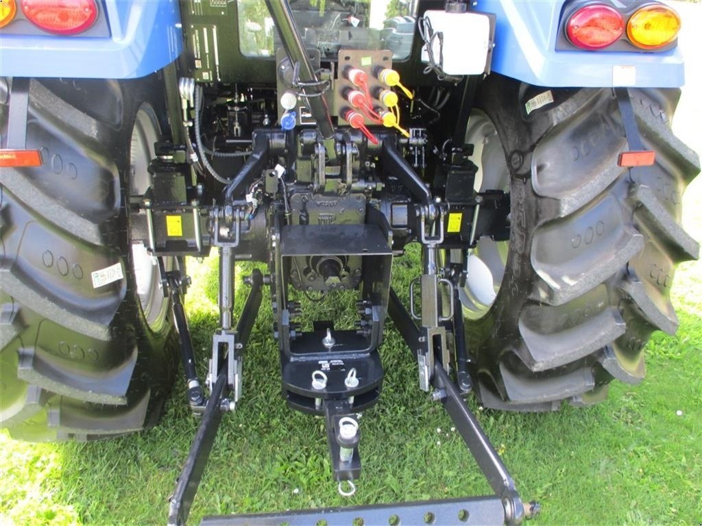 Traktor tip Solis 60 Med Lukket kabine, klima anlæg og vendegear på. En virkelig lækker traktor til små penge., Gebrauchtmaschine in Lintrup (Poză 4)