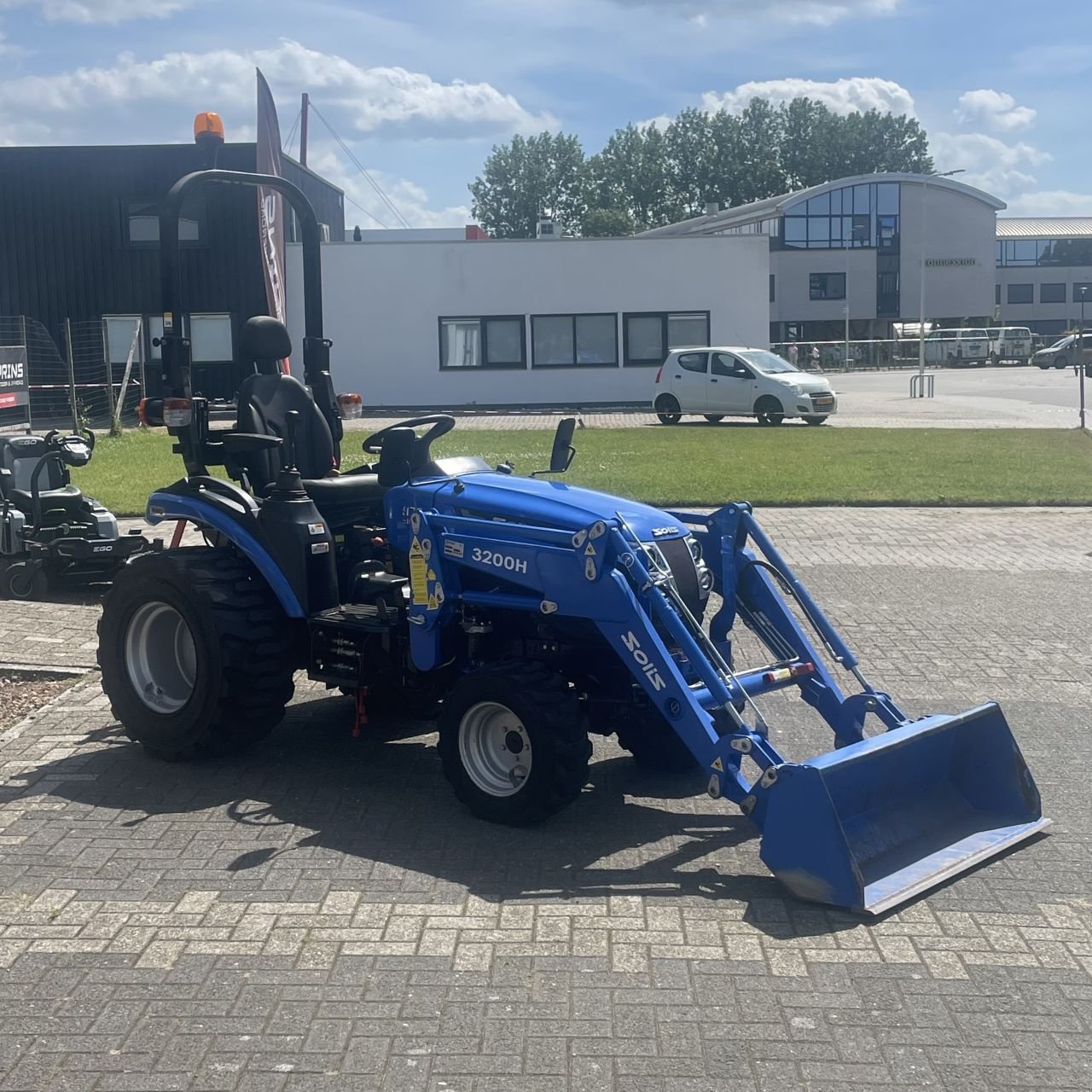 Traktor van het type Solis HST 26 4WD, Gebrauchtmaschine in IJsselmuiden (Foto 3)