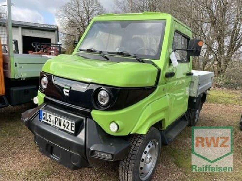 Traktor des Typs Sonstige aCar Basisfahrzeug, Vorführmaschine in Lebach (Bild 1)