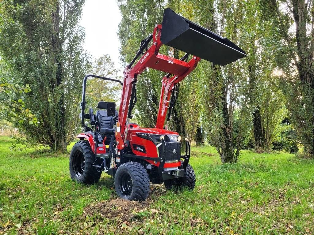 Traktor van het type Sonstige Captain 263 hst, Neumaschine in Werkendam (Foto 4)