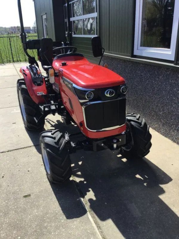 Traktor des Typs Sonstige Captain 263 nieuw, Neumaschine in Beuningen gld (Bild 3)