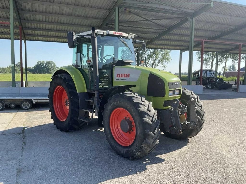 Traktor of the type Sonstige Claas 696RZ, Gebrauchtmaschine in Losdorp (Picture 3)