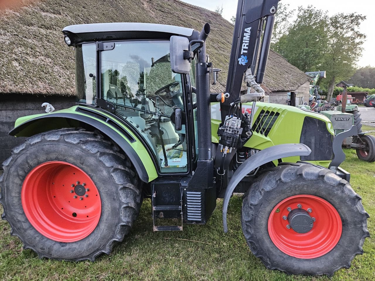 Traktor of the type Sonstige Claas Arion 410 cis 1762h, Gebrauchtmaschine in Bergen op Zoom (Picture 5)