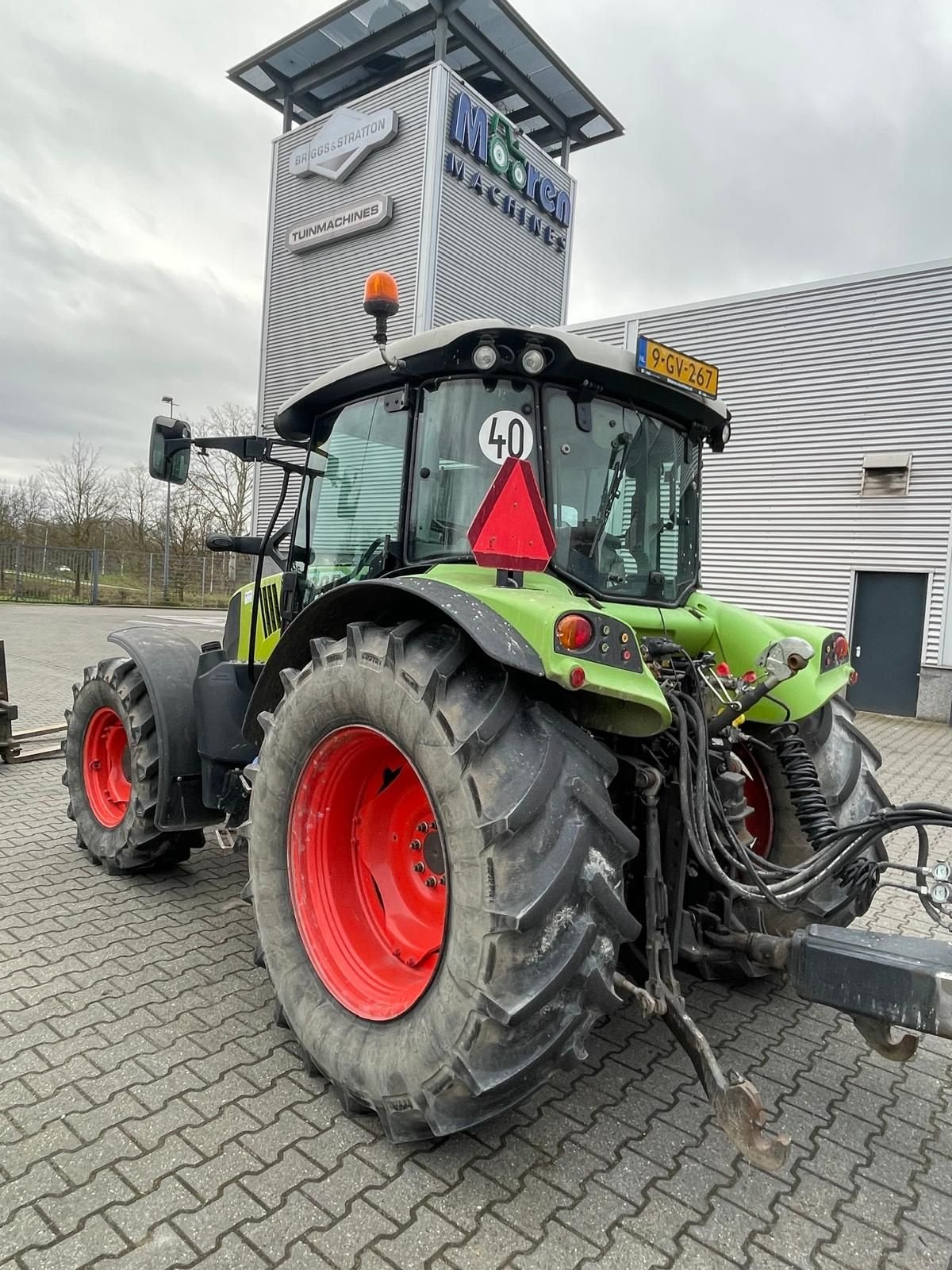 Traktor типа Sonstige Claas Arion 420 CIS tractor, Gebrauchtmaschine в Roermond (Фотография 4)