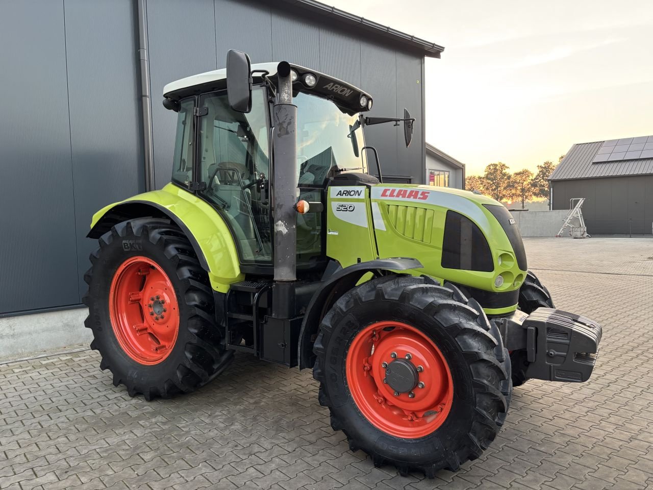 Traktor van het type Sonstige Claas Arion 520, Gebrauchtmaschine in Daarle (Foto 4)