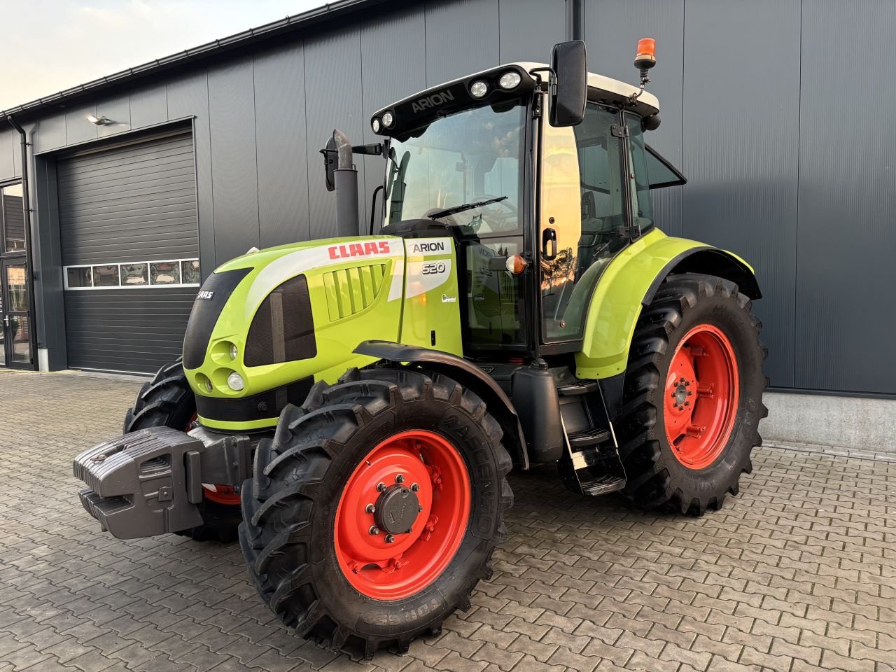 Traktor des Typs Sonstige Claas Arion 520, Gebrauchtmaschine in Daarle (Bild 2)