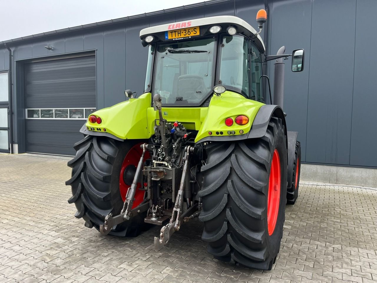 Traktor of the type Sonstige Claas Arion 640, Gebrauchtmaschine in Daarle (Picture 5)