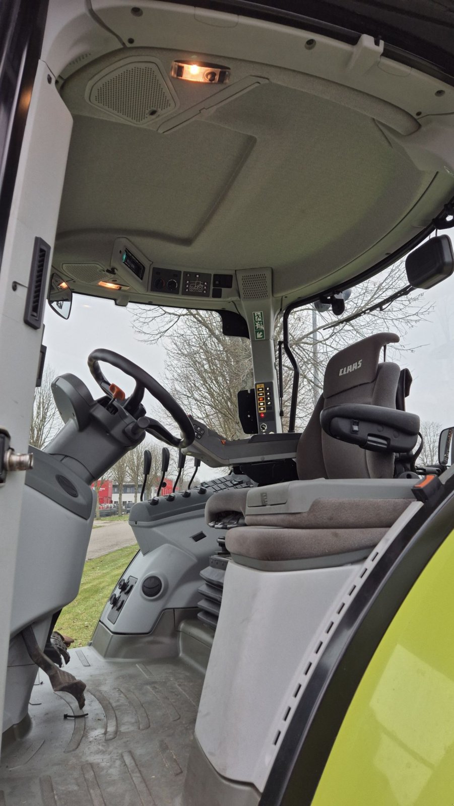 Traktor типа Sonstige CLAAS ARION 650 CIS 40kmh Lucht fronthef en PTO, Gebrauchtmaschine в Schoonebeek (Фотография 7)