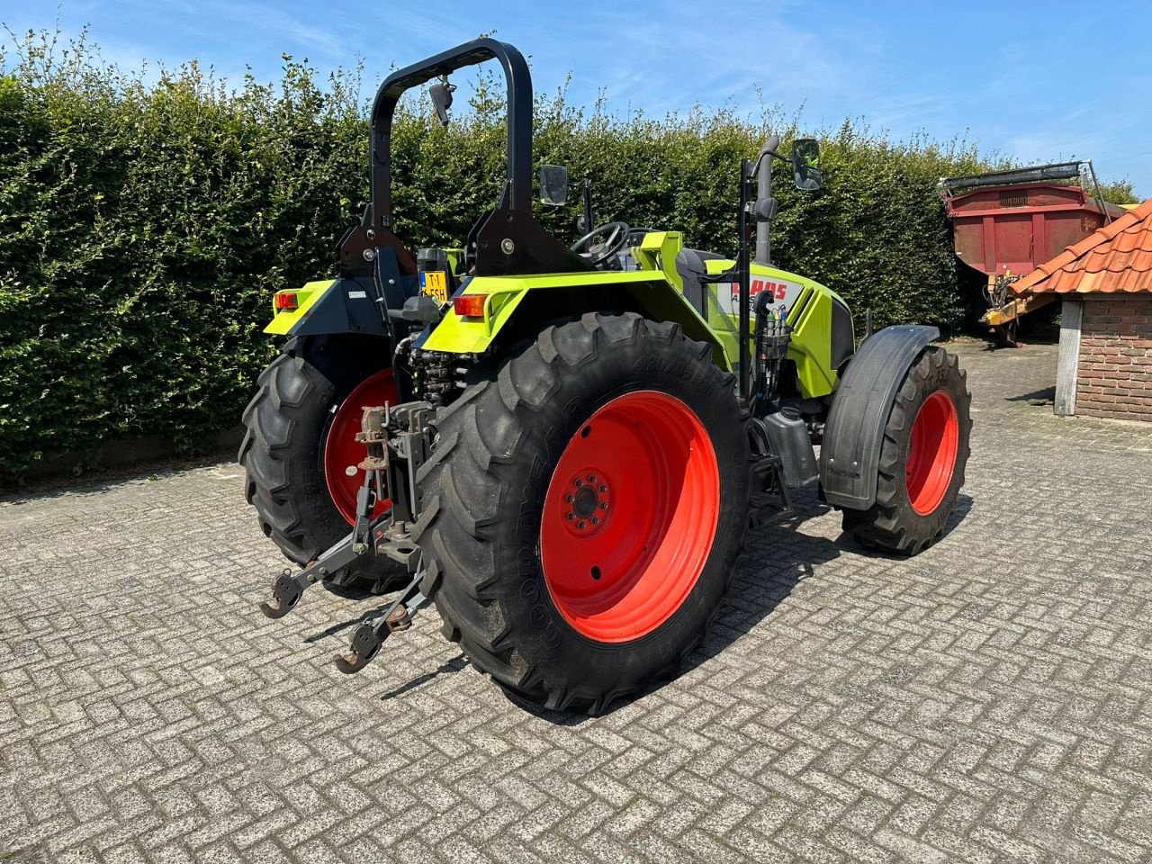 Traktor des Typs Sonstige Claas Axos 340, Gebrauchtmaschine in Deurningen (Bild 4)