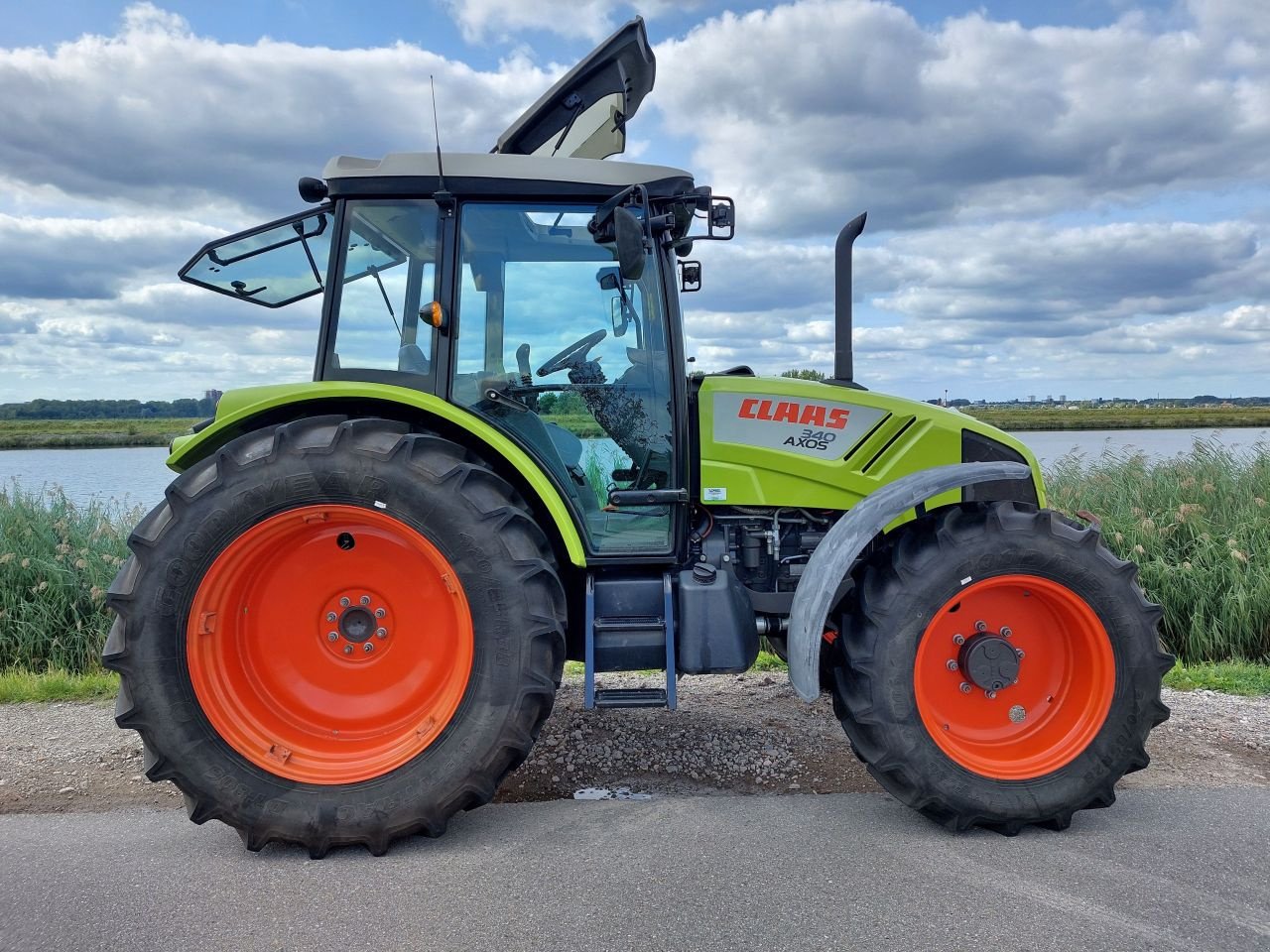 Traktor typu Sonstige Claas Axos 340, Gebrauchtmaschine v Ouderkerk aan den IJssel (Obrázek 8)