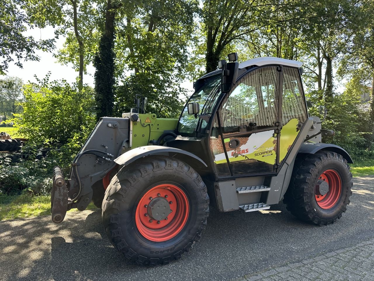 Traktor of the type Sonstige Claas Scorpion 746 Varipower, Gebrauchtmaschine in Rossum (Picture 1)