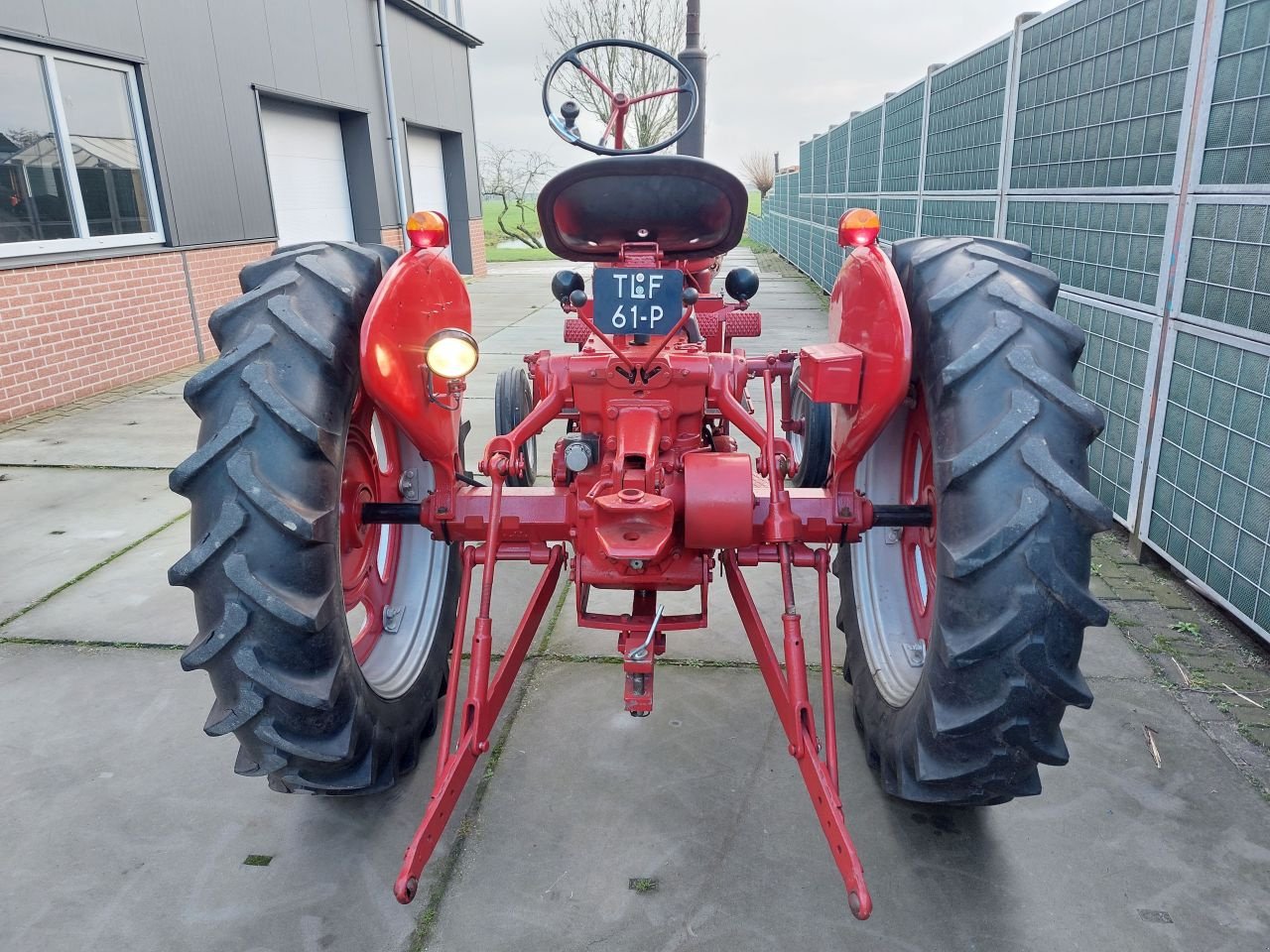 Traktor типа Sonstige Farmall International F235D, Gebrauchtmaschine в Ouderkerk aan den IJssel (Фотография 4)