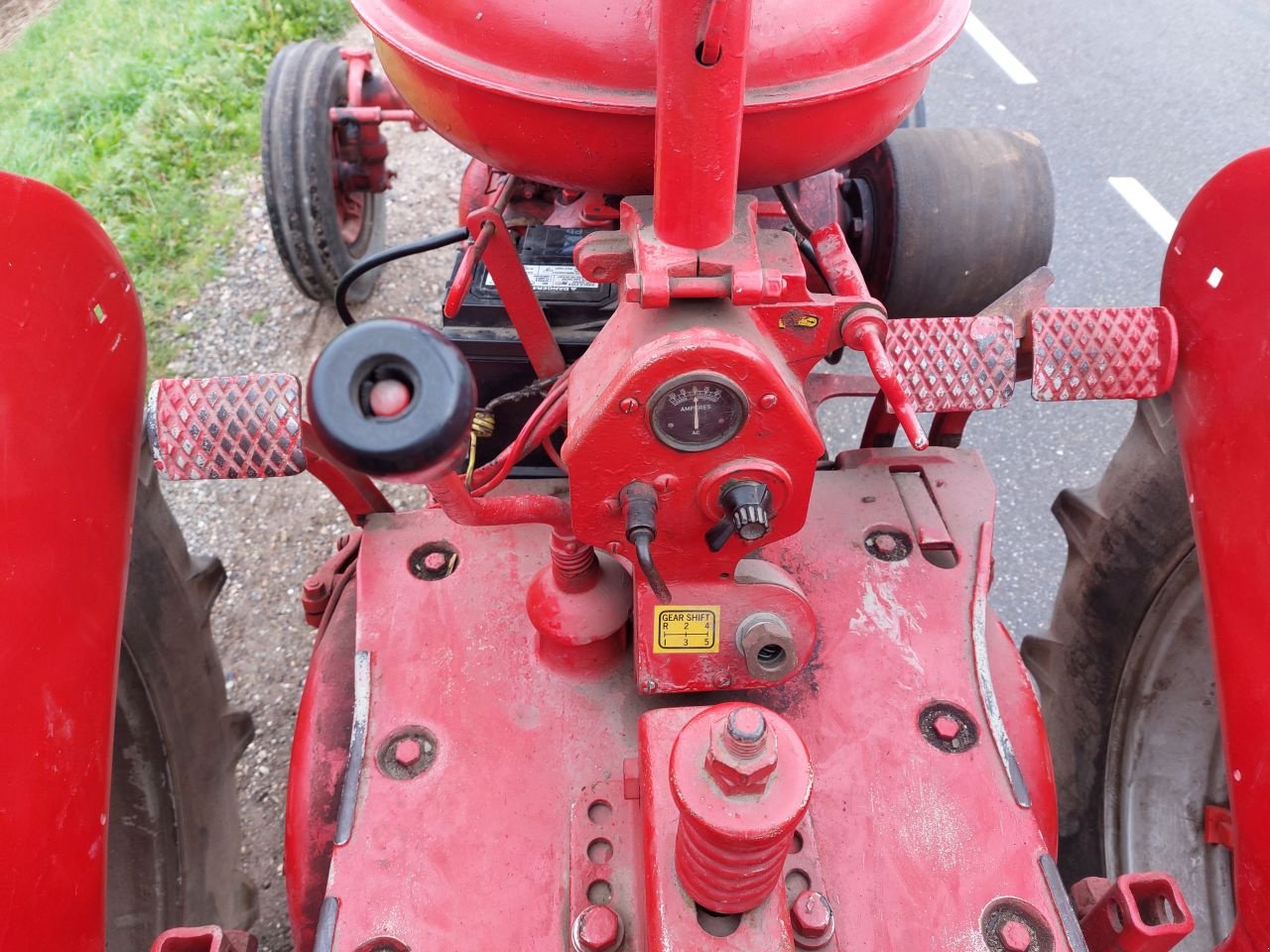 Traktor типа Sonstige Farmall International Super BMD, Gebrauchtmaschine в Ouderkerk aan den IJssel (Фотография 7)