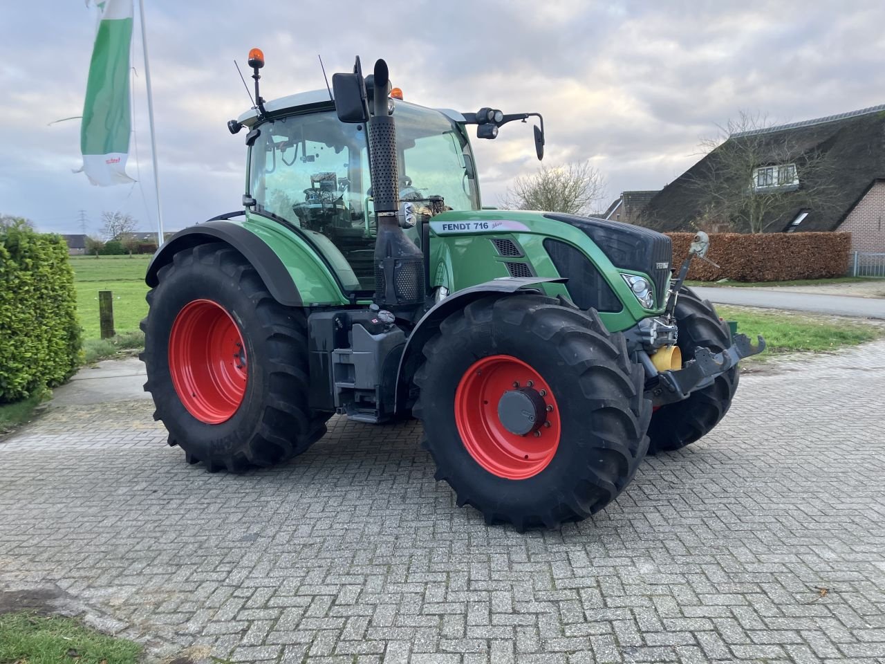 Traktor типа Sonstige Fendt 716 Vario 716 scr, Gebrauchtmaschine в Wapenveld (Фотография 1)