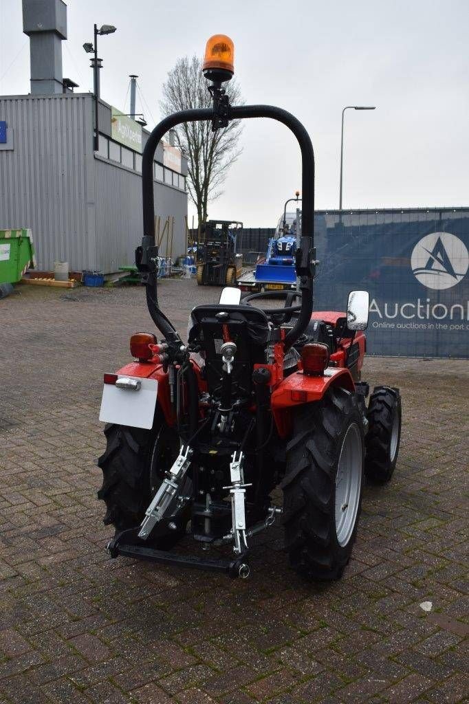 Traktor of the type Sonstige Field Trac 270D, Neumaschine in Antwerpen (Picture 7)