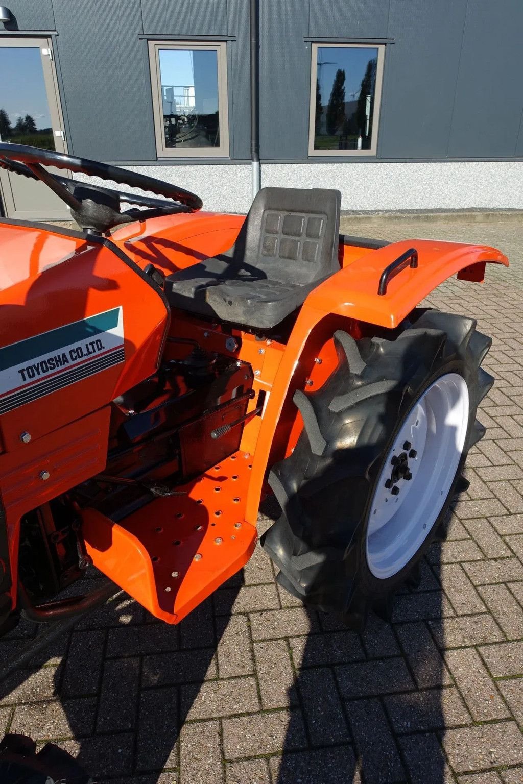 Traktor del tipo Sonstige Hinomoto E1804 4wd / 1826 Draaiuren / Miditrekker, Gebrauchtmaschine In Swifterband (Immagine 9)