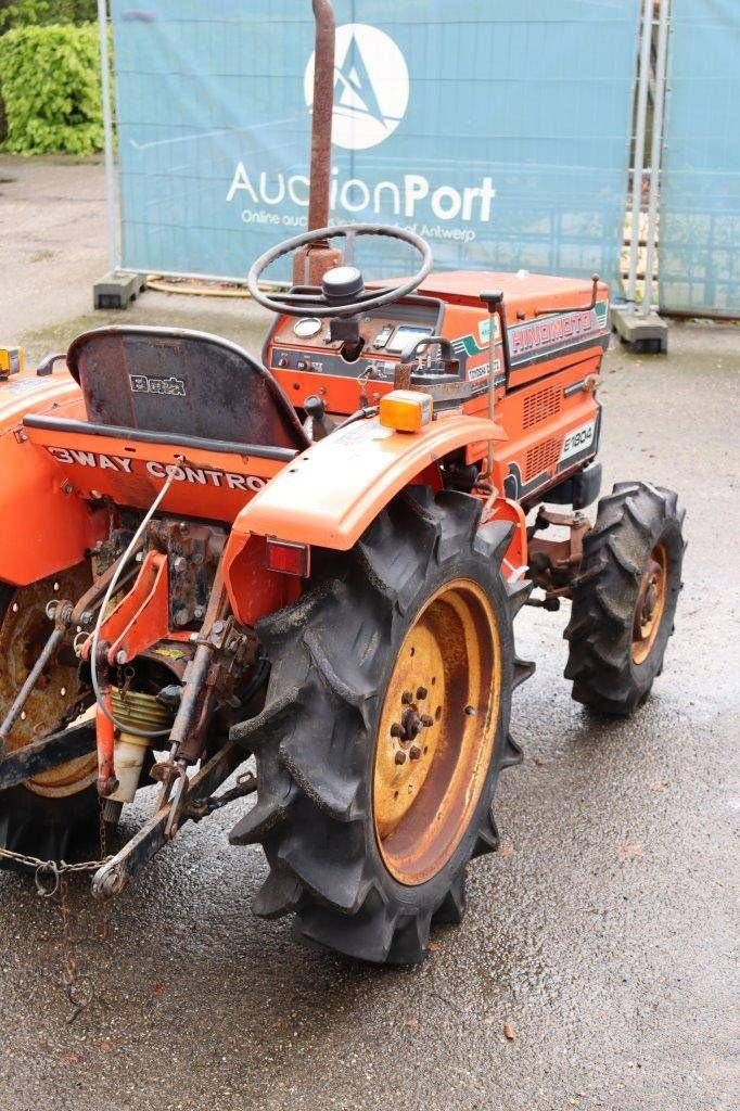 Traktor of the type Sonstige Hinomoto E1804, Gebrauchtmaschine in Antwerpen (Picture 5)