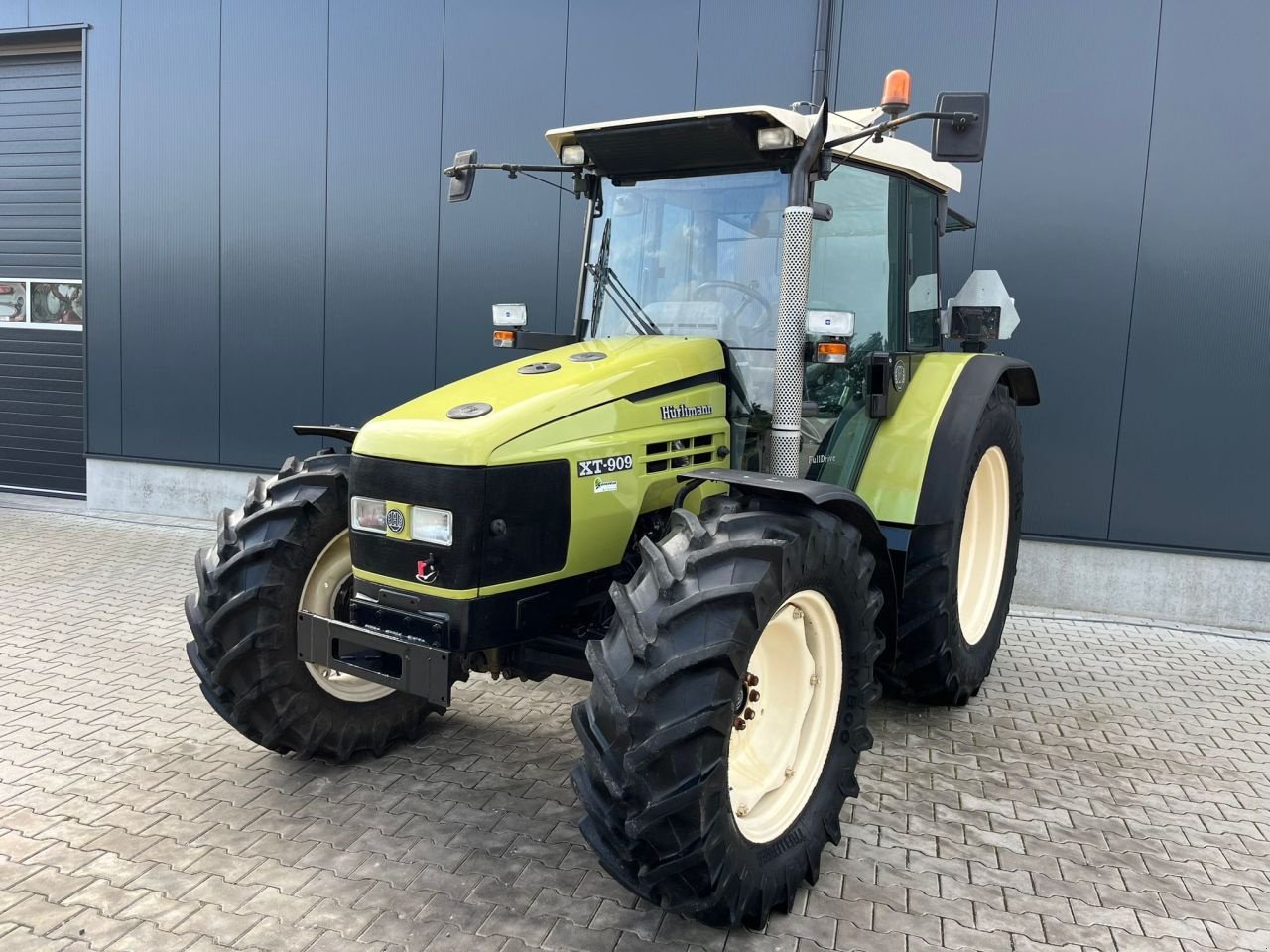 Traktor des Typs Sonstige Hurlimann XT 909, Gebrauchtmaschine in Daarle (Bild 1)