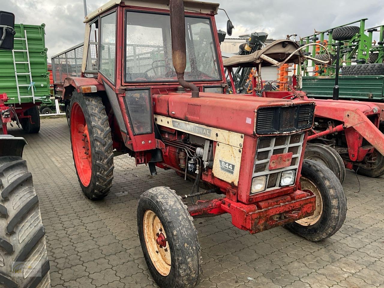 Traktor des Typs Sonstige IHC 844 S, Gebrauchtmaschine in Pfreimd (Bild 1)