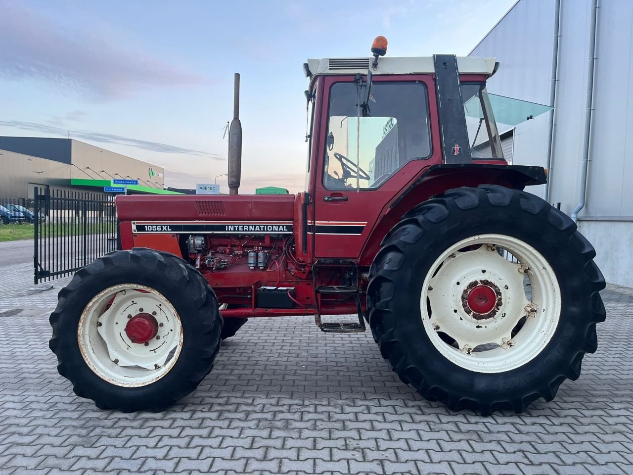 Traktor tip Sonstige International 1056XL, Gebrauchtmaschine in Beek en Donk (Poză 7)