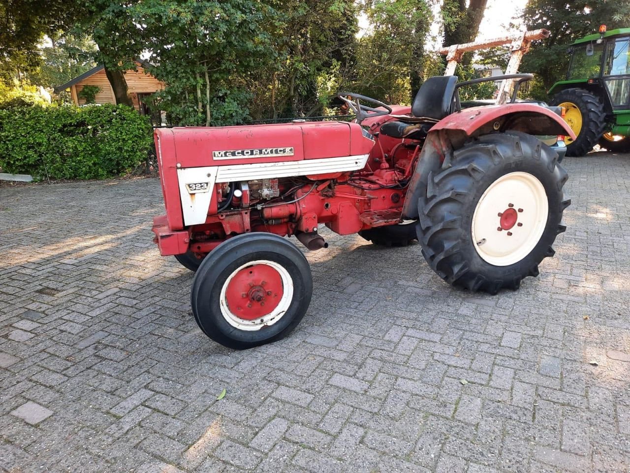 Traktor za tip Sonstige International 323, Gebrauchtmaschine u Ederveen (Slika 5)