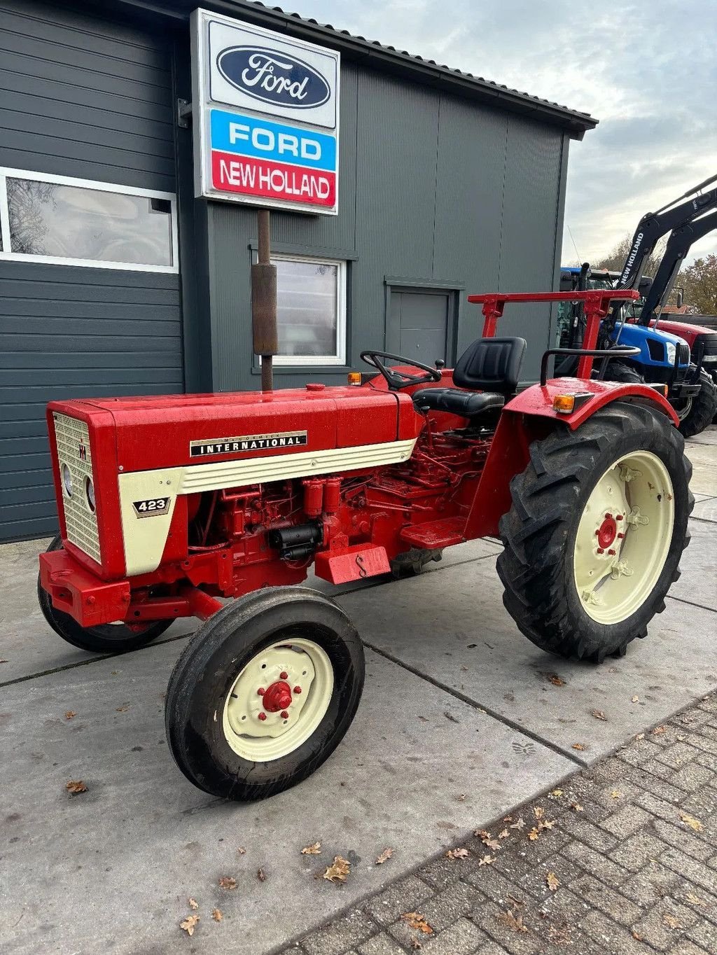 Traktor van het type Sonstige International 423, Gebrauchtmaschine in Willemsoord (Foto 1)