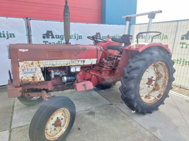 Traktor van het type Sonstige International 423, Gebrauchtmaschine in Klundert