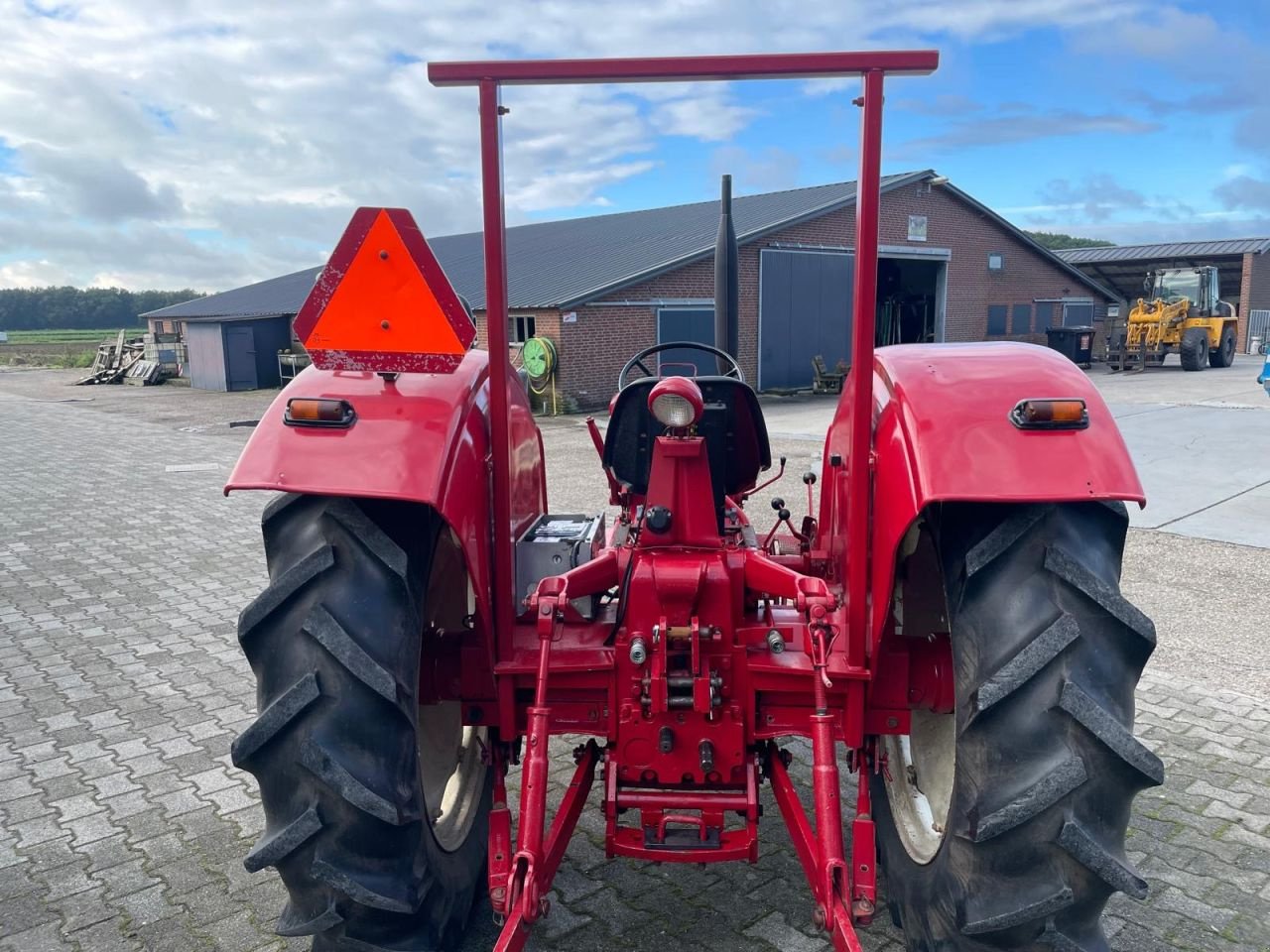 Traktor van het type Sonstige International 553, Gebrauchtmaschine in De Mortel (Foto 4)