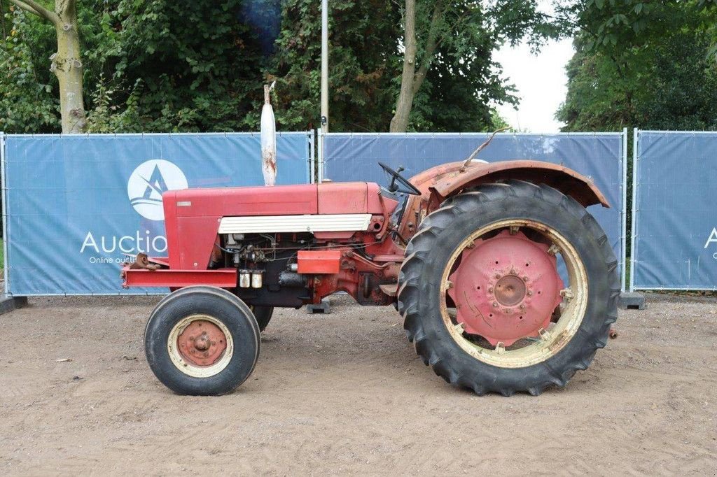 Traktor typu Sonstige International 624, Gebrauchtmaschine w Antwerpen (Zdjęcie 2)