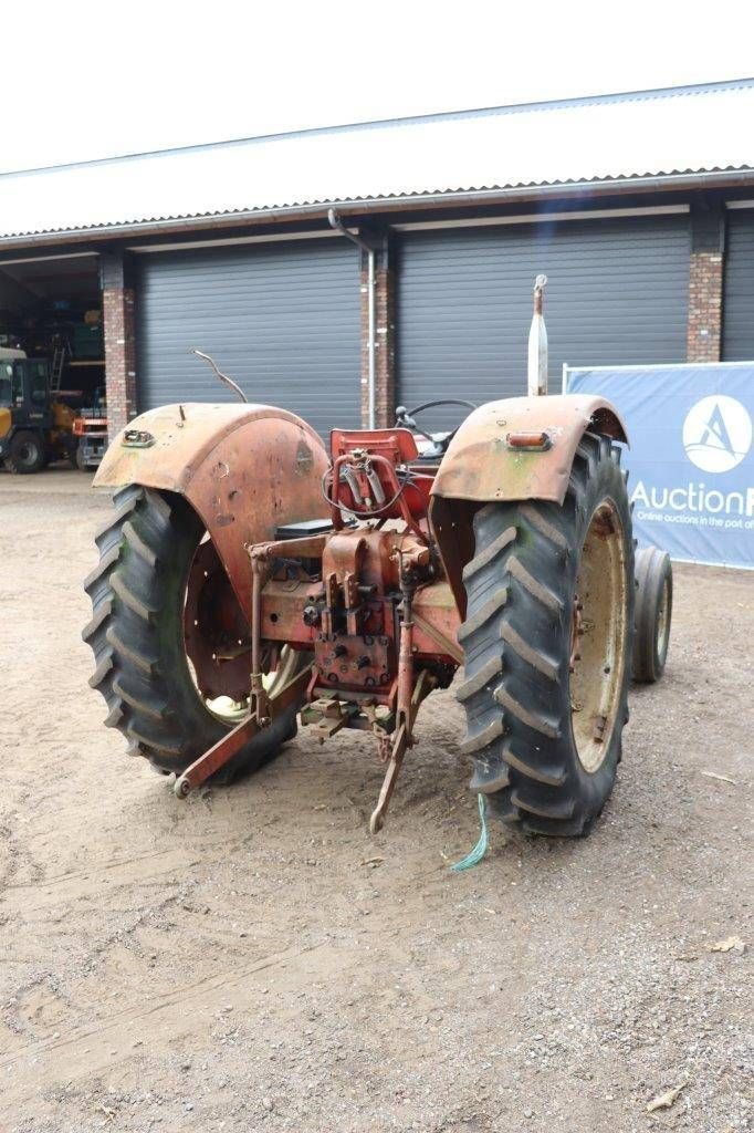 Traktor tip Sonstige International 624, Gebrauchtmaschine in Antwerpen (Poză 7)