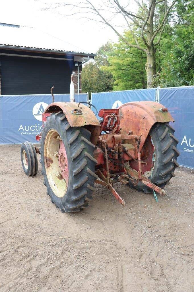 Traktor του τύπου Sonstige International 624, Gebrauchtmaschine σε Antwerpen (Φωτογραφία 4)