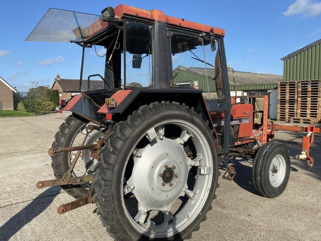 Traktor del tipo Sonstige International 633 + schoffelmachine, Gebrauchtmaschine en Kronenberg (Imagen 2)