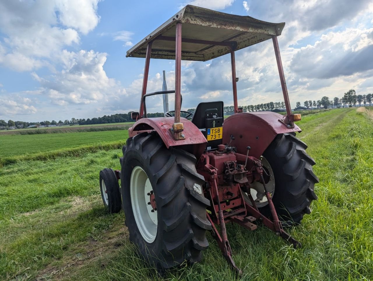 Traktor typu Sonstige International 633, Gebrauchtmaschine w Geffen (Zdjęcie 10)