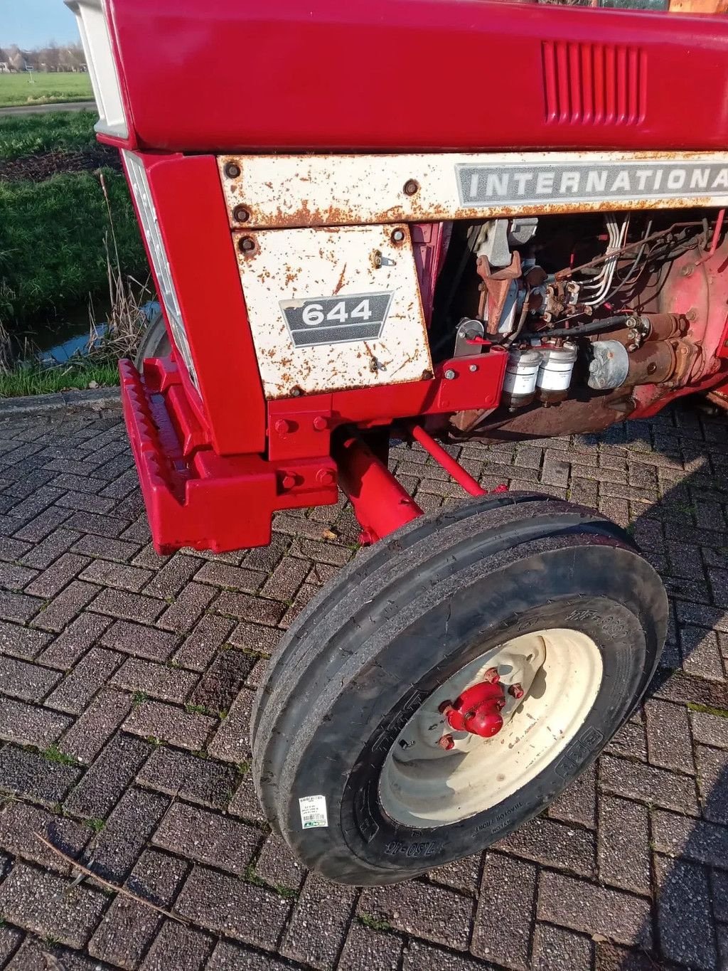 Traktor tip Sonstige International 644 Tractor met cabine met kenteken 644, Gebrauchtmaschine in Ameide (Poză 4)