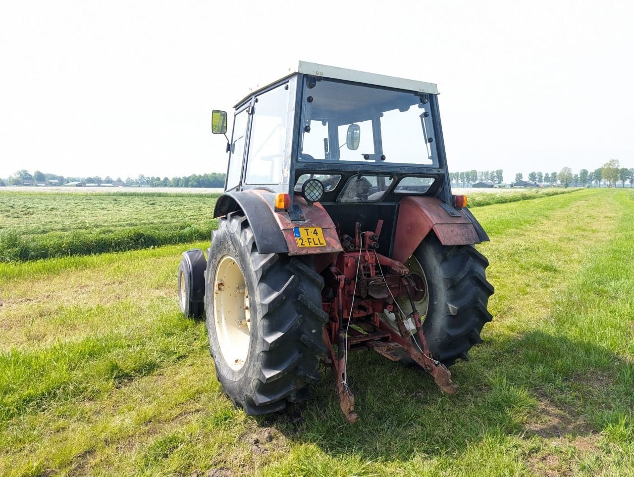 Traktor du type Sonstige International 733, Gebrauchtmaschine en Geffen (Photo 2)