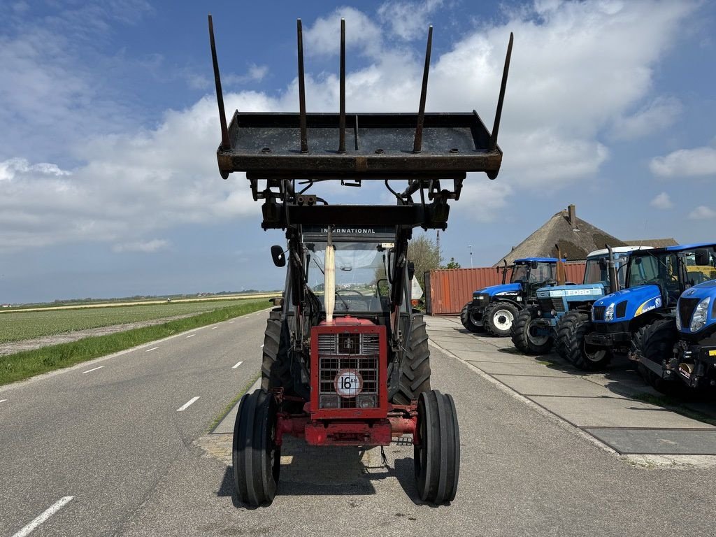 Traktor του τύπου Sonstige International 744, Gebrauchtmaschine σε Callantsoog (Φωτογραφία 2)
