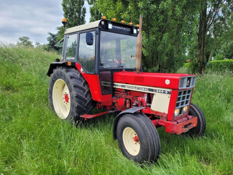 Traktor des Typs Sonstige International 844s, Gebrauchtmaschine in Werkendam