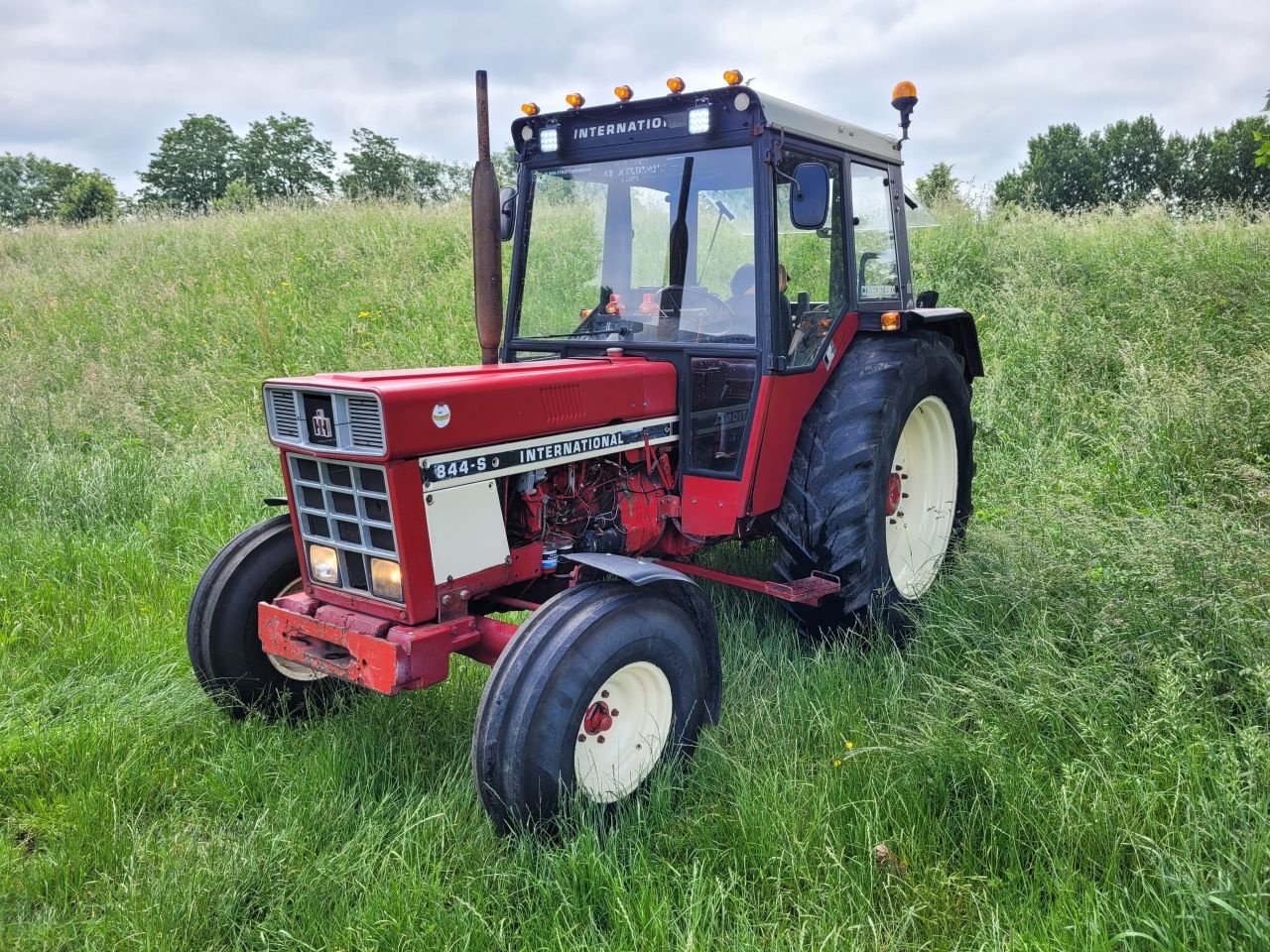 Traktor des Typs Sonstige International 844s, Gebrauchtmaschine in Werkendam (Bild 1)