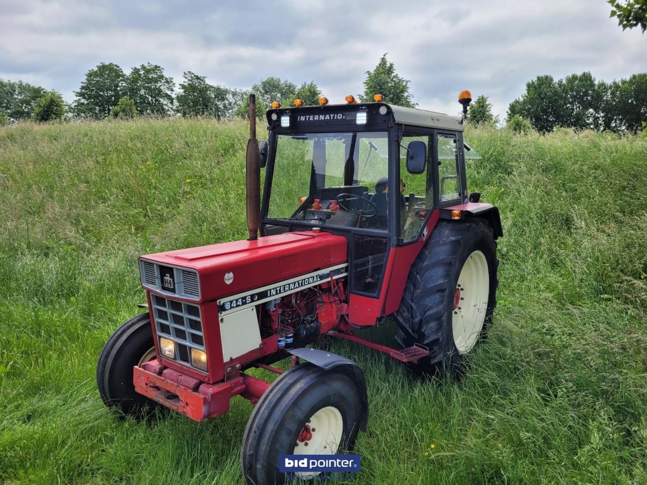 Traktor Türe ait Sonstige International 844s, Gebrauchtmaschine içinde Deurne (resim 4)