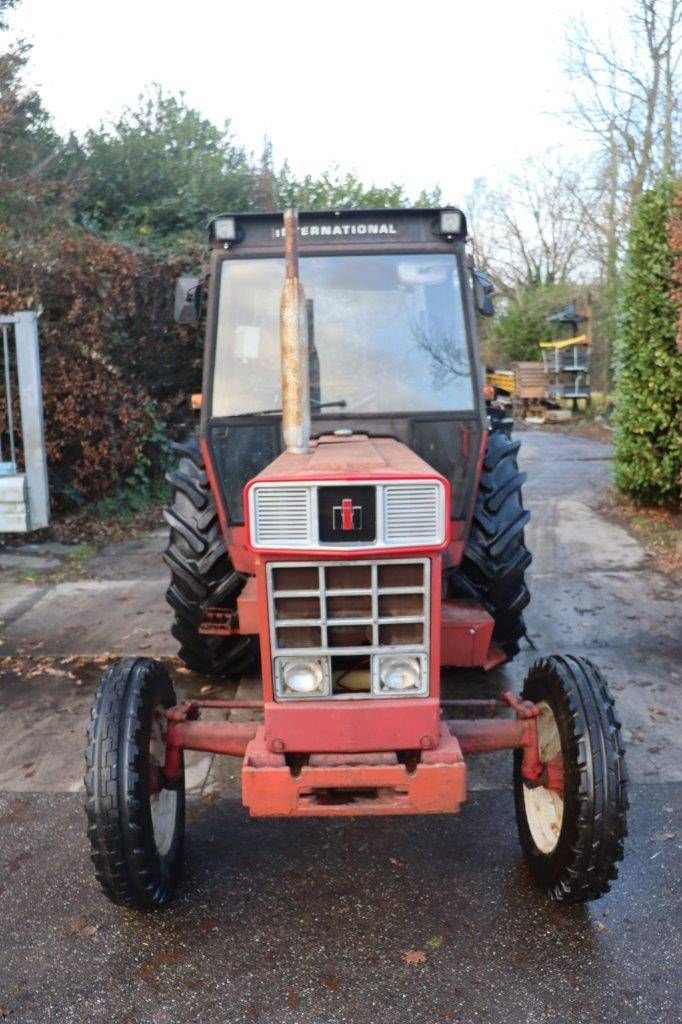 Traktor of the type Sonstige International 946 S, Gebrauchtmaschine in Antwerpen (Picture 8)