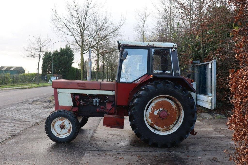 Traktor of the type Sonstige International 946 S, Gebrauchtmaschine in Antwerpen (Picture 2)