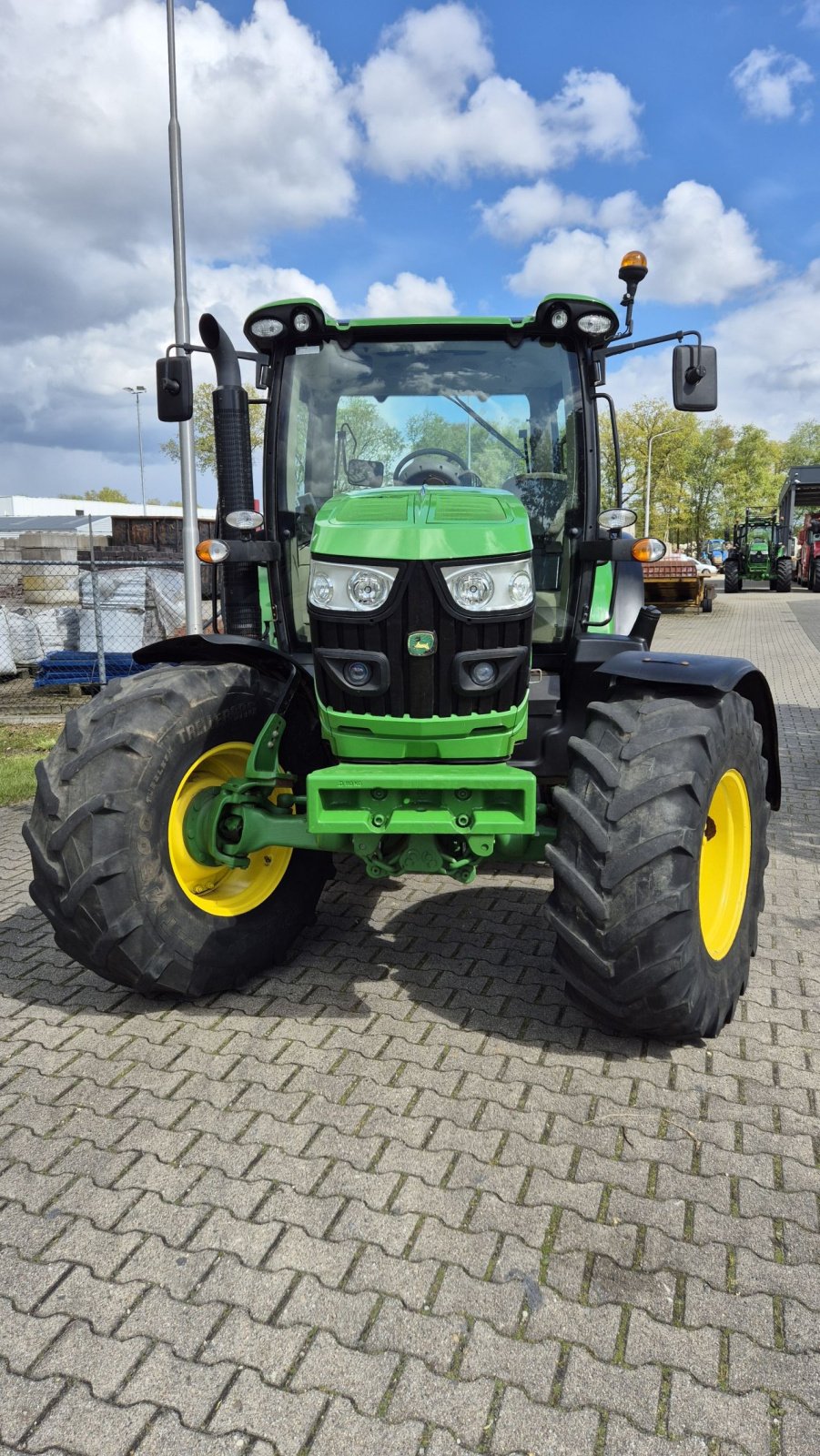 Traktor del tipo Sonstige JOHN DEERE 6105R AutoQuad 40Kmh TLS 2014, Gebrauchtmaschine en Schoonebeek (Imagen 3)