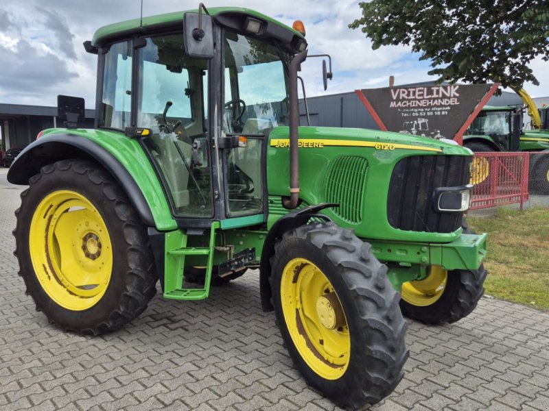 Traktor des Typs Sonstige JOHN DEERE 6120 SE met kruip versnelling en 4850uur, Gebrauchtmaschine in Schoonebeek