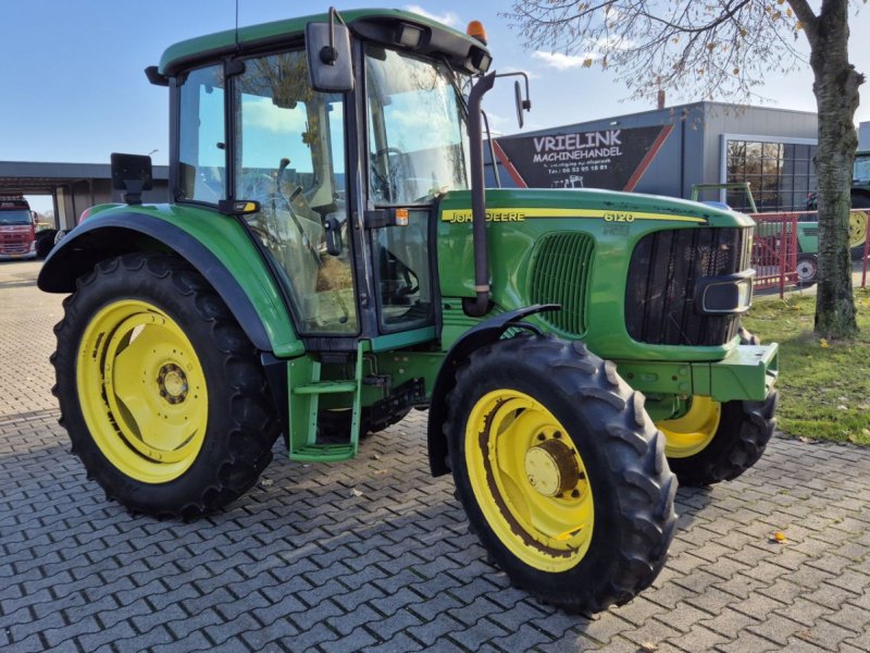 Traktor от тип Sonstige JOHN DEERE 6120 SE met kruip versnelling en 4850uur, Gebrauchtmaschine в Schoonebeek (Снимка 1)