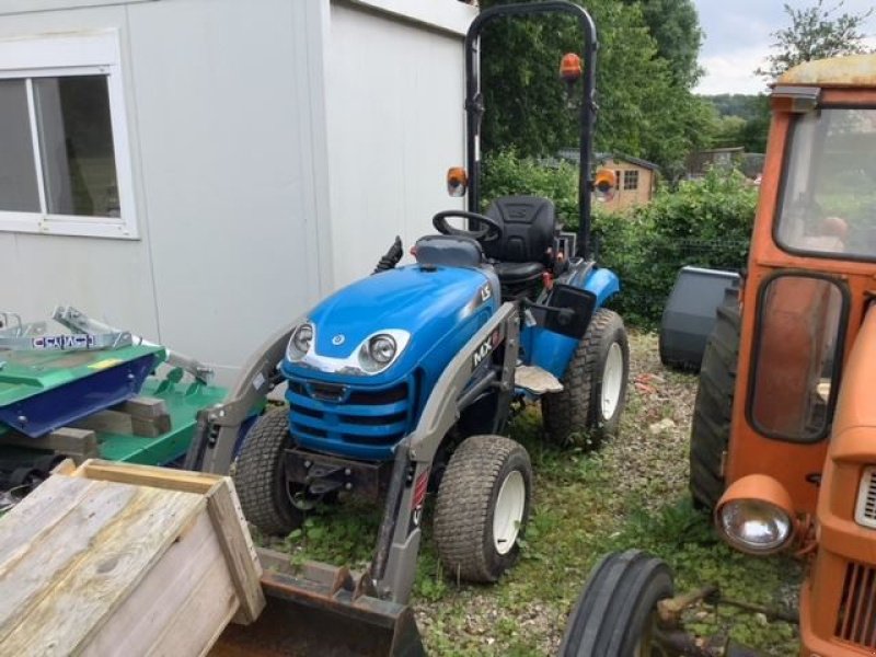 Traktor van het type Sonstige LS J27, Gebrauchtmaschine in les hayons (Foto 3)