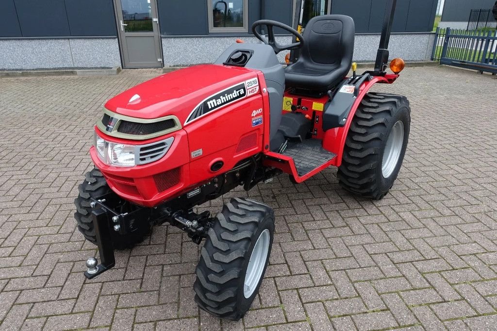 Traktor des Typs Sonstige Mahindra 2516 4wd HST / 0053 / Margetrekker, Gebrauchtmaschine in Swifterband (Bild 4)